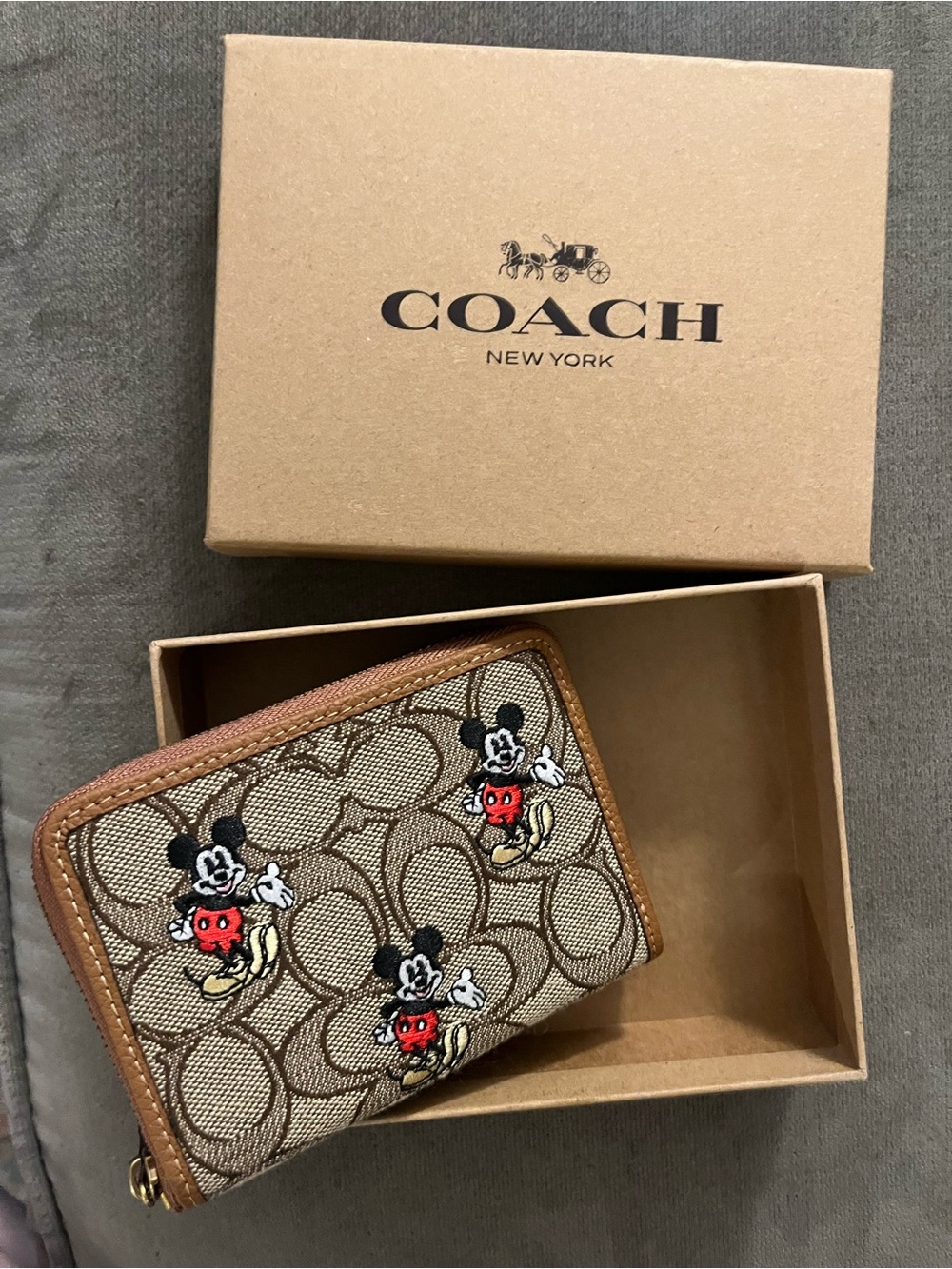 NWOT COACH x DISNEY PARKS 50th Anniversary Limited Ed. Wallet Mickey & Friends
